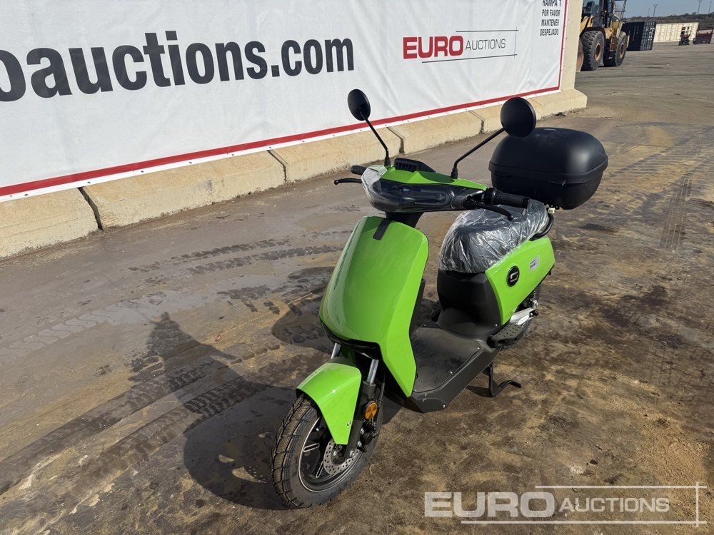 Vmoto CUX - Motorcycle: picture 1 Vmoto CUX - Motorcycle: picture 1
