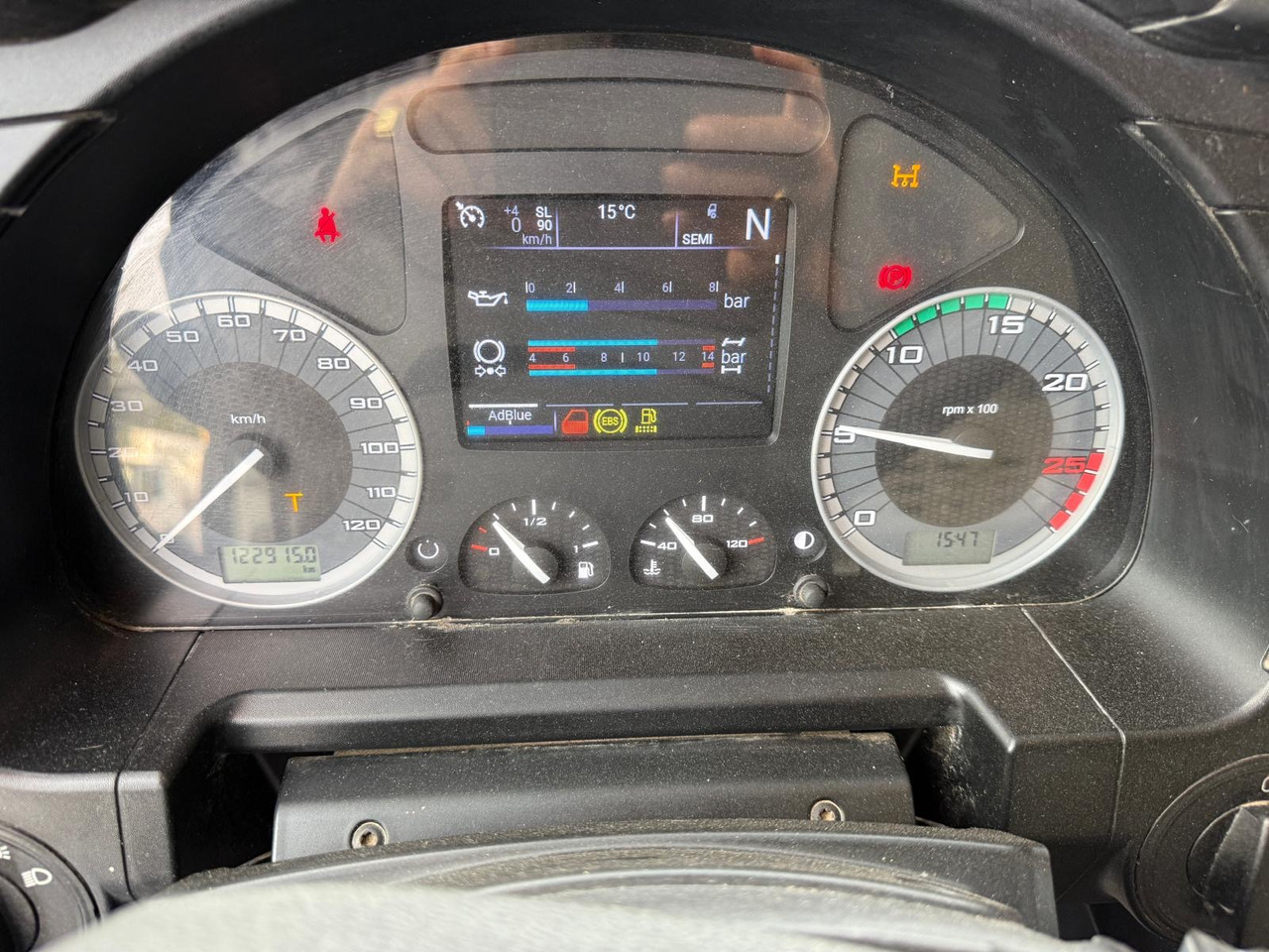 Concrete mixer truck Camion béton Iveco XWay 420 GE-774-AL: picture 12