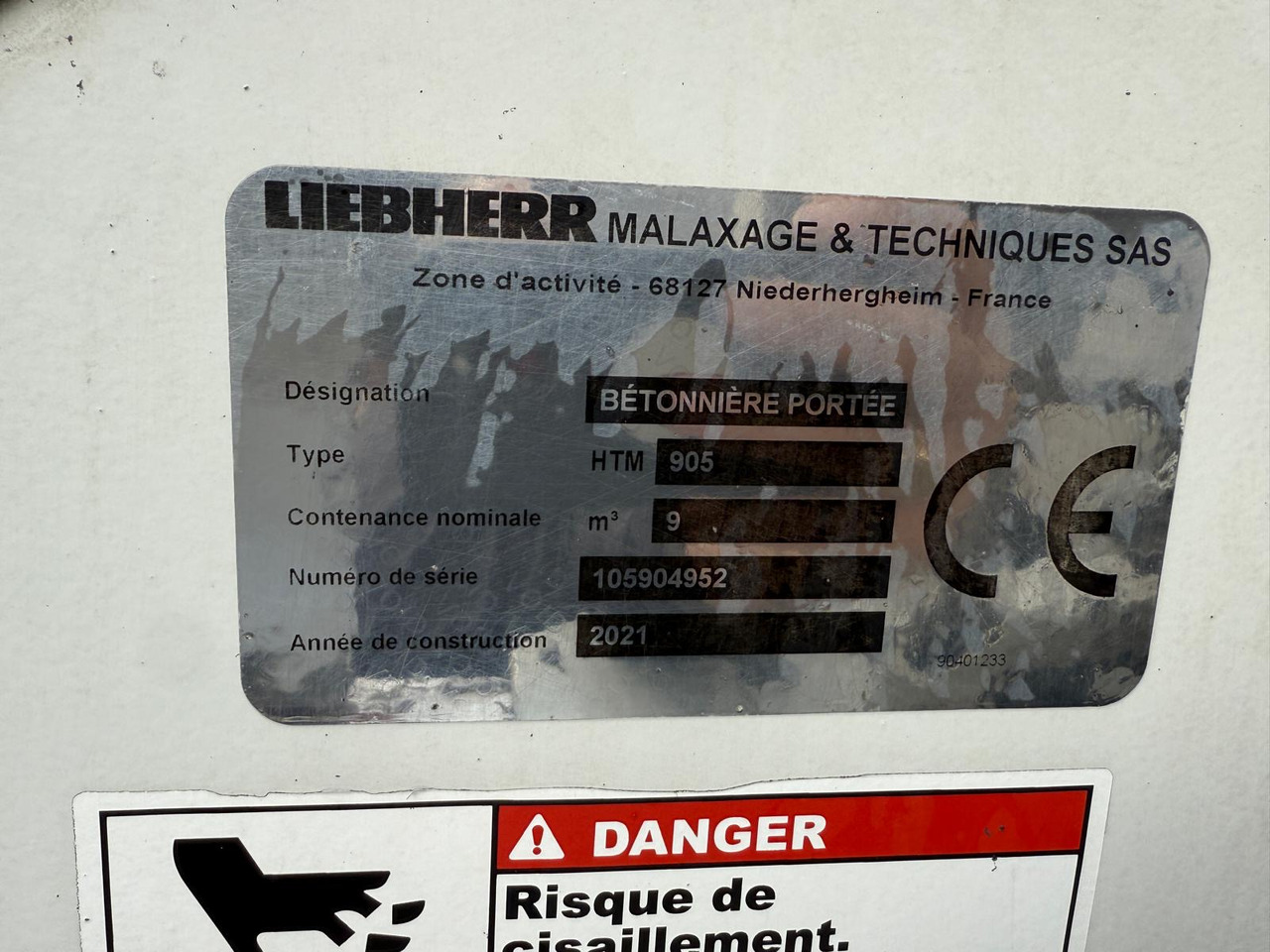 Concrete mixer truck Camion béton Iveco XWay 420 GE-774-AL: picture 9