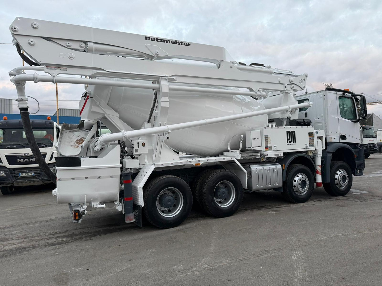 Camion béton pompe Mercedes Arocs 3240 DV-125-FH - Concrete pump truck: picture 5 Camion béton pompe Mercedes Arocs 3240 DV-125-FH - Concrete pump truck: picture 5