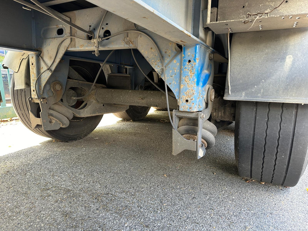 Semi bâché Fruehauf Semi bache fruehauf - Curtainsider semi-trailer: picture 5 Semi bâché Fruehauf Semi bache fruehauf - Curtainsider semi-trailer: picture 5