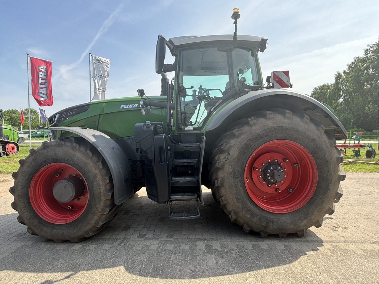 Fendt 1050 Vario S4 ProfiPlus - Farm tractor: picture 3 Fendt 1050 Vario S4 ProfiPlus - Farm tractor: picture 3