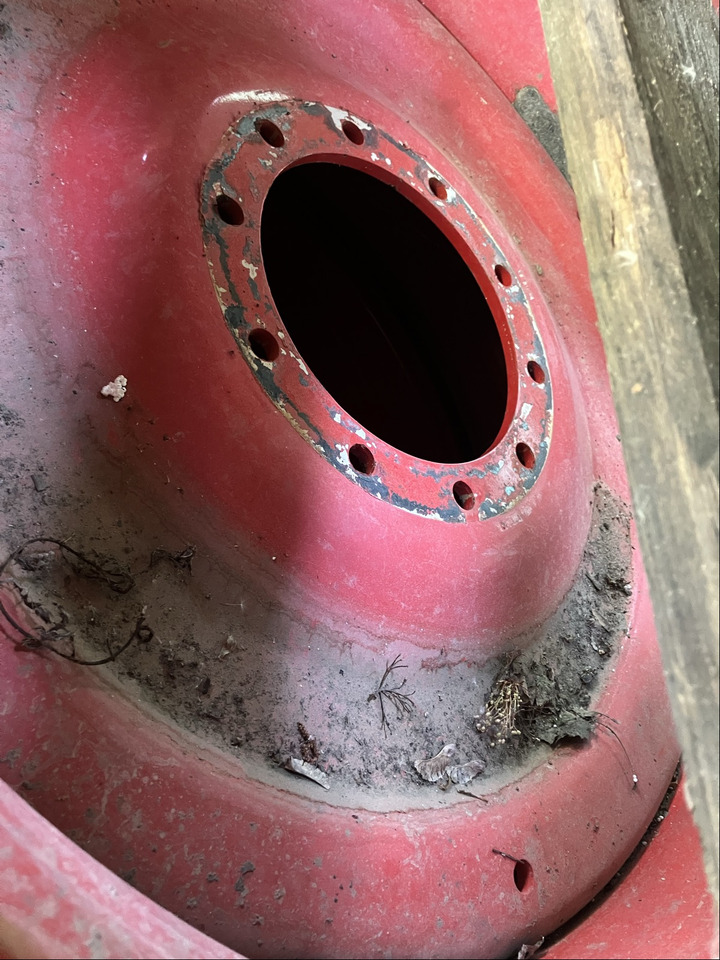 Fendt 600/70R34 710/75R42 - Wheels and tires: picture 2 Fendt 600/70R34 710/75R42 - Wheels and tires: picture 2