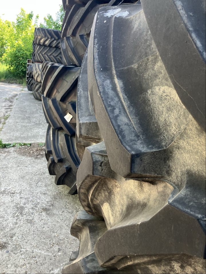 Fendt 650/60R38 750/70R44 - Wheels and tires: picture 2 Fendt 650/60R38 750/70R44 - Wheels and tires: picture 2