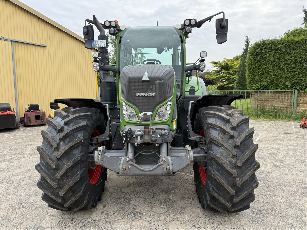 Fendt 714 Vario S4 ProfiPlus - Farm tractor: picture 4 Fendt 714 Vario S4 ProfiPlus - Farm tractor: picture 4