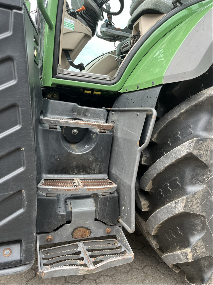 Fendt 716 Vario S4 - Farm tractor: picture 4 Fendt 716 Vario S4 - Farm tractor: picture 4