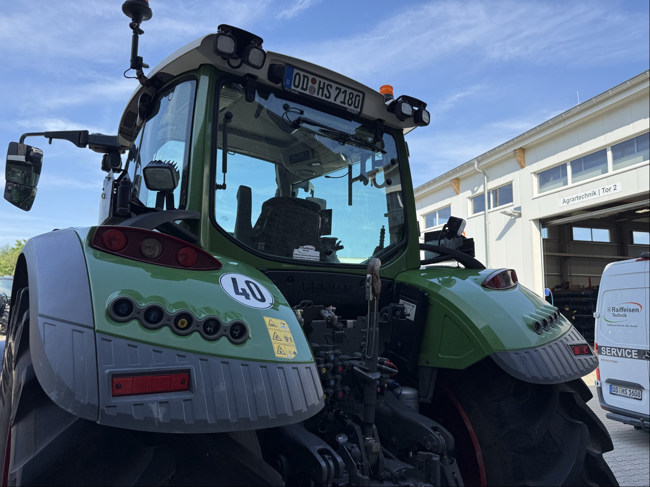 Fendt 718 Vario Gen6 PowerPlus - Farm tractor: picture 5 Fendt 718 Vario Gen6 PowerPlus - Farm tractor: picture 5