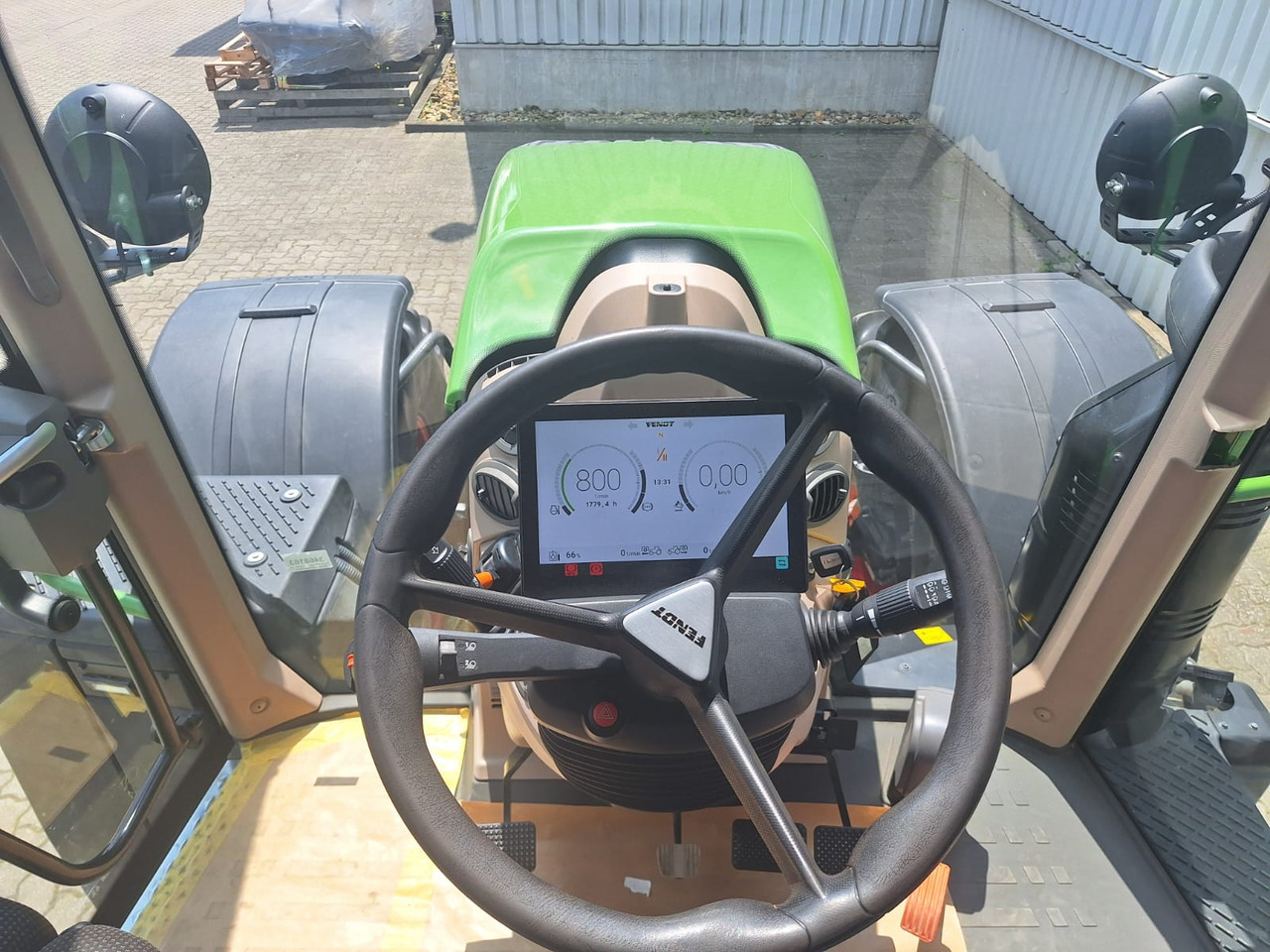 Fendt 724 Vario Gen6 Profi Setting2 - Farm tractor: picture 5 Fendt 724 Vario Gen6 Profi Setting2 - Farm tractor: picture 5