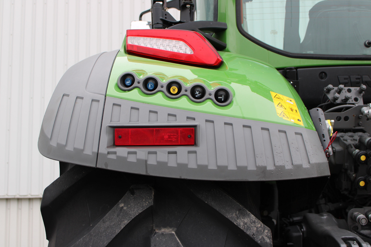 Fendt 726 Vario Gen7 Power Sett2 - Farm tractor: picture 3 Fendt 726 Vario Gen7 Power Sett2 - Farm tractor: picture 3