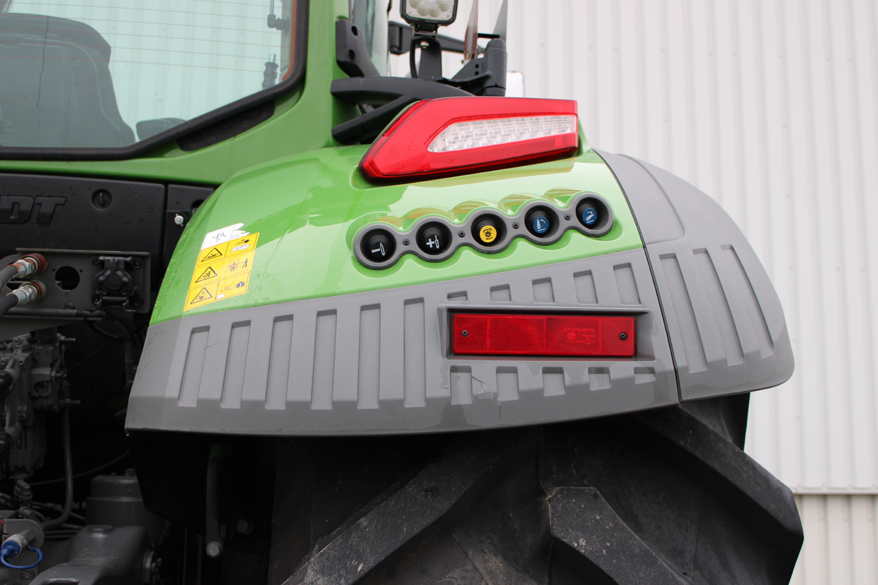 Fendt 726 Vario Gen7 Power Sett2 - Farm tractor: picture 2 Fendt 726 Vario Gen7 Power Sett2 - Farm tractor: picture 2