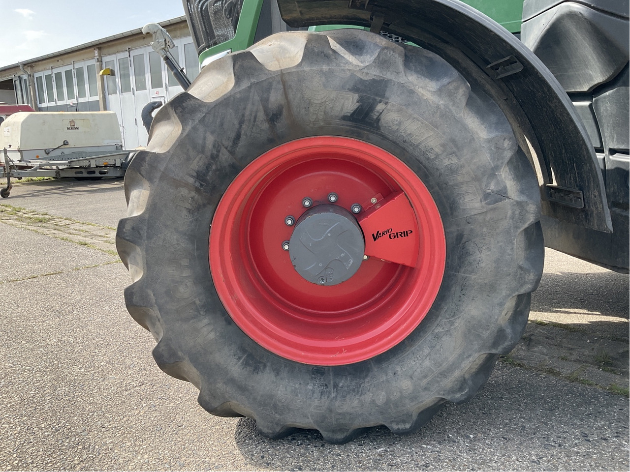Fendt 828 Vario ProfiPlus - Farm tractor: picture 5 Fendt 828 Vario ProfiPlus - Farm tractor: picture 5