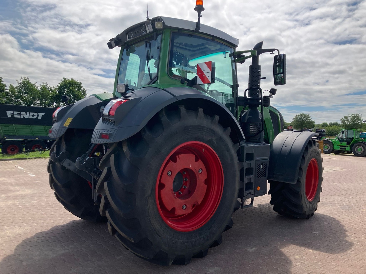 Fendt 828 Vario S4 Profi Plus - Farm tractor: picture 5 Fendt 828 Vario S4 Profi Plus - Farm tractor: picture 5