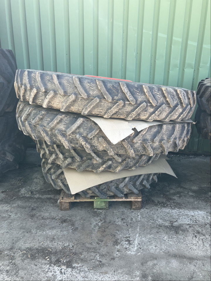 Fendt Pflege-Räder vom 716 Fendt - Wheels and tires: picture 1 Fendt Pflege-Räder vom 716 Fendt - Wheels and tires: picture 1