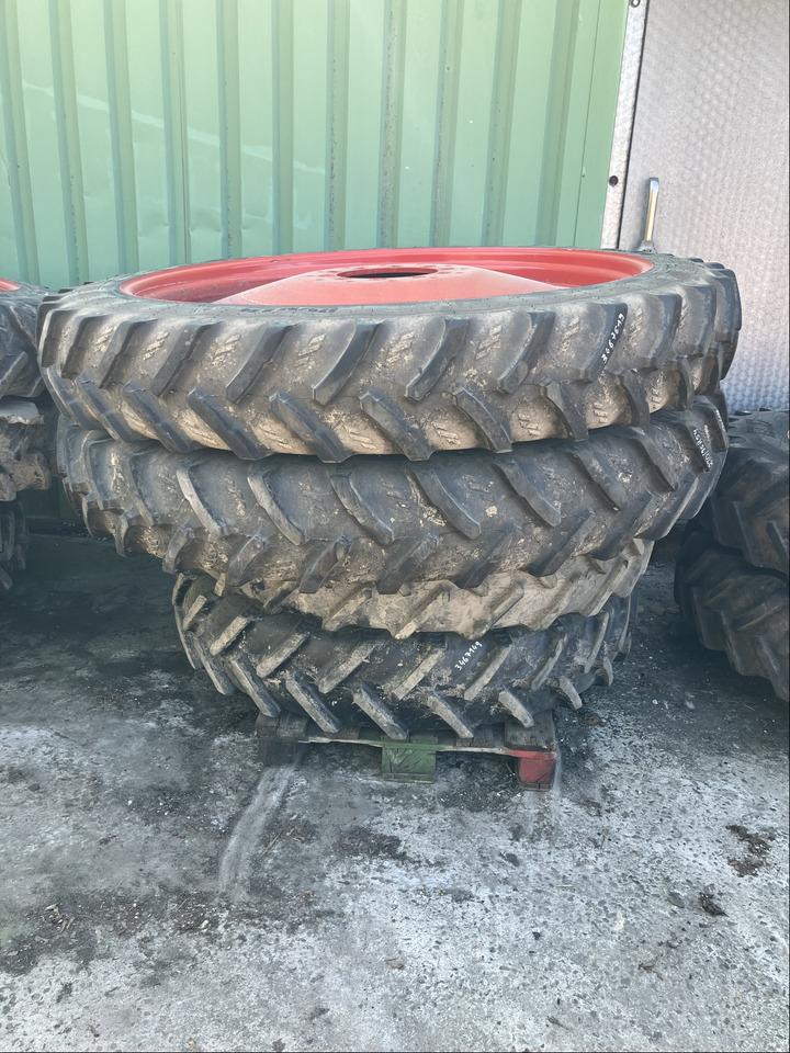 Fendt Pflege-Räder zum 700er Fendt - Wheels and tires: picture 1 Fendt Pflege-Räder zum 700er Fendt - Wheels and tires: picture 1