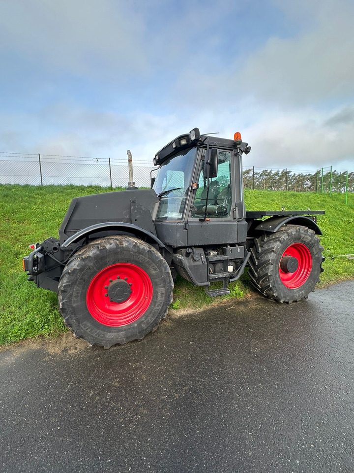 JCB Fastrac - Farm tractor: picture 1 JCB Fastrac - Farm tractor: picture 1