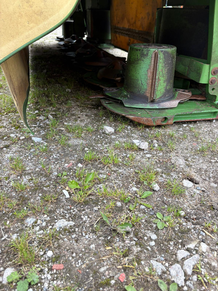 Krone Easy Cut F 320 - Mower: picture 2 Krone Easy Cut F 320 - Mower: picture 2