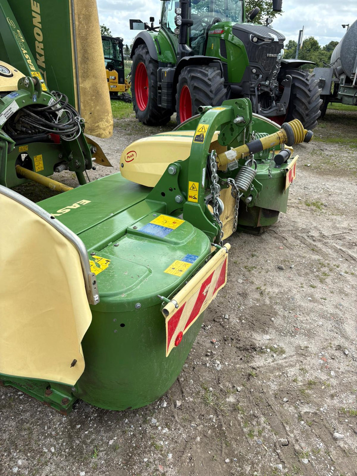 Krone Easy Cut F 320 - Mower: picture 3 Krone Easy Cut F 320 - Mower: picture 3