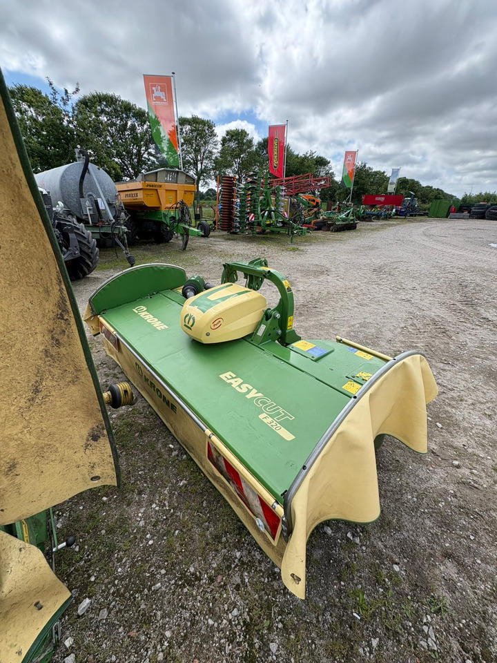 Krone Easy Cut F 320 - Mower: picture 1 Krone Easy Cut F 320 - Mower: picture 1