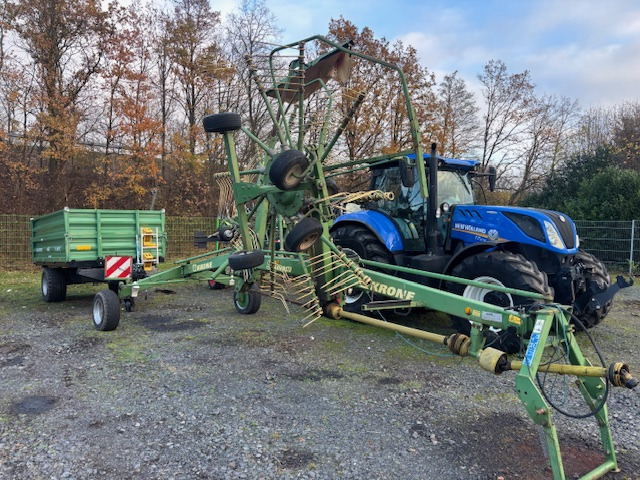 Krone Swadro 807 - Tedder/ Rake: picture 2 Krone Swadro 807 - Tedder/ Rake: picture 2