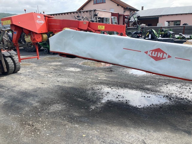 Kuhn GMD 902 Scheibenmähwerk - Mower: picture 1 Kuhn GMD 902 Scheibenmähwerk - Mower: picture 1