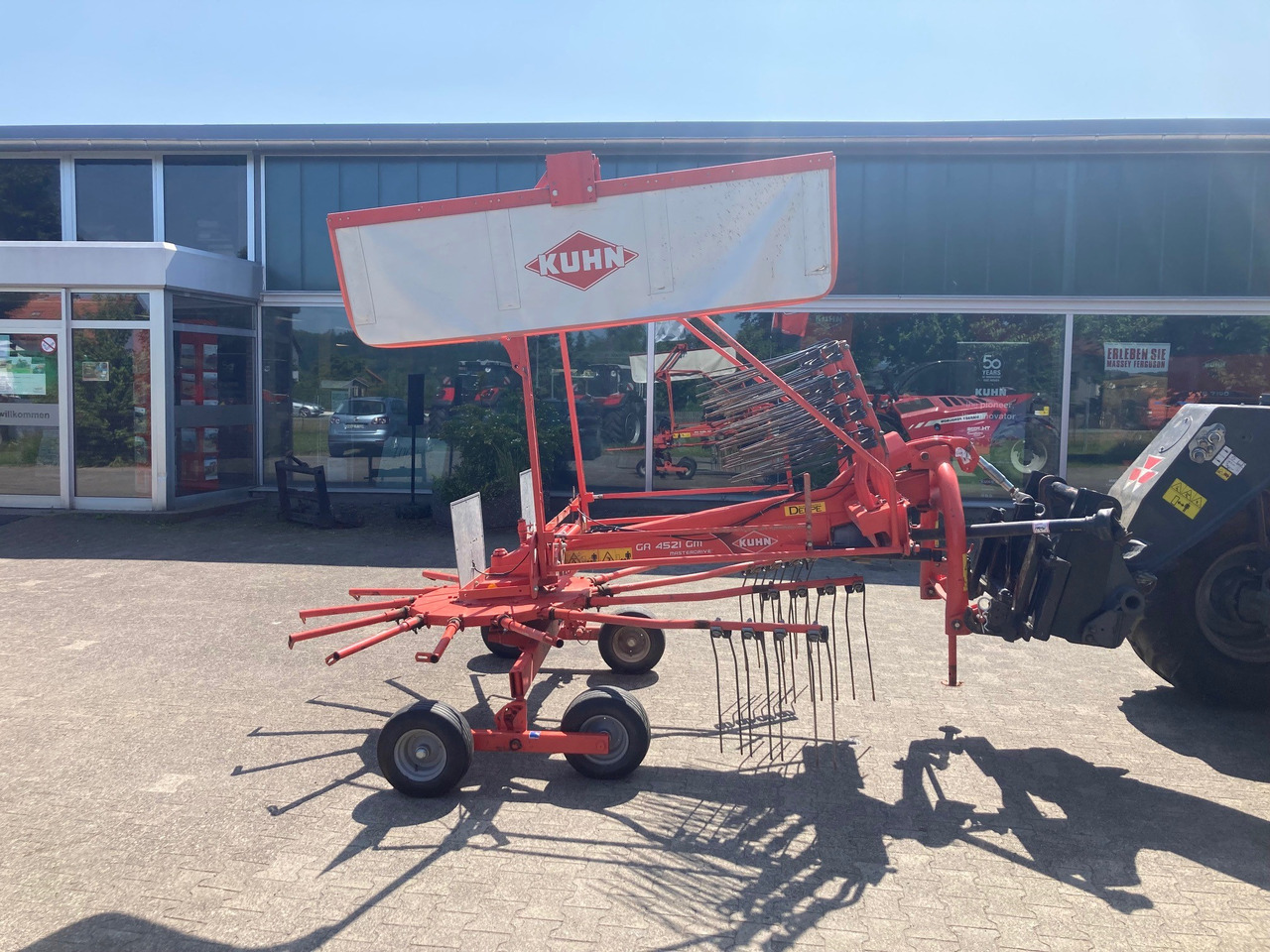 Kuhn Schwader GA 4521 - Tedder/ Rake: picture 5 Kuhn Schwader GA 4521 - Tedder/ Rake: picture 5
