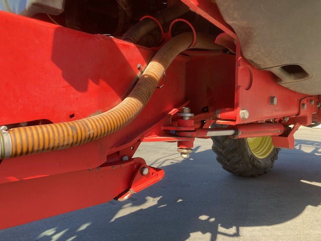 Kverneland iXtrack C 40 - Sprayer: picture 2 Kverneland iXtrack C 40 - Sprayer: picture 2