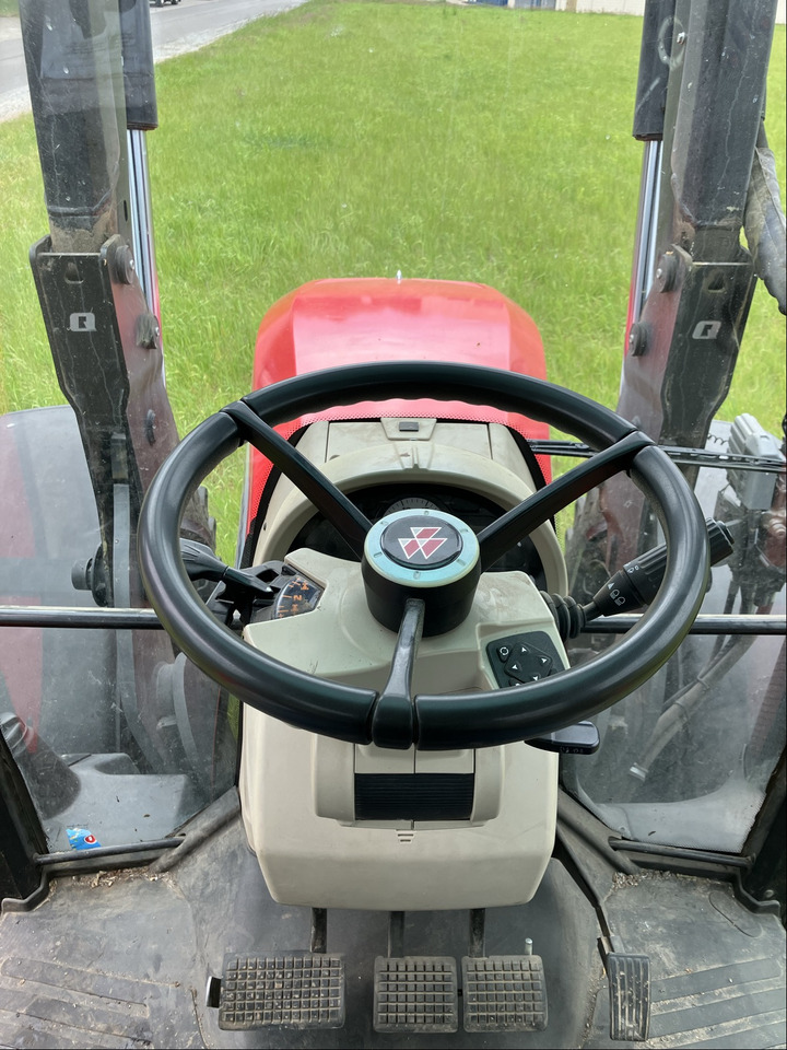 Massey Ferguson 6716 S Dyna 6 - Farm tractor: picture 3 Massey Ferguson 6716 S Dyna 6 - Farm tractor: picture 3