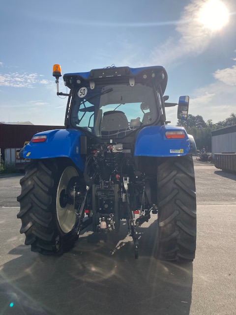 Farm tractor New Holland T6.155 AutoCommand: picture 12 Farm tractor New Holland T6.155 AutoCommand: picture 12