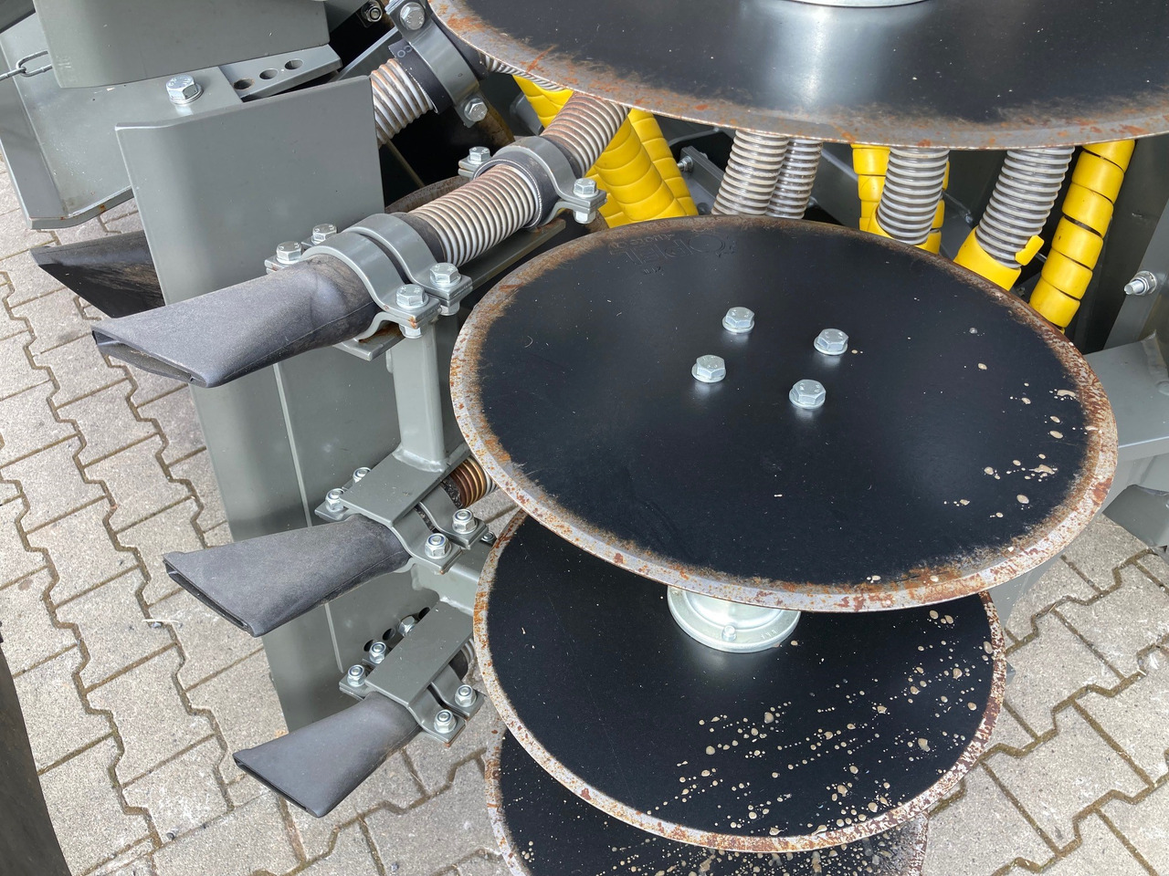 Pel-Tuote Gülle Schlitzgerät 8m - Sprayer: picture 5 Pel-Tuote Gülle Schlitzgerät 8m - Sprayer: picture 5