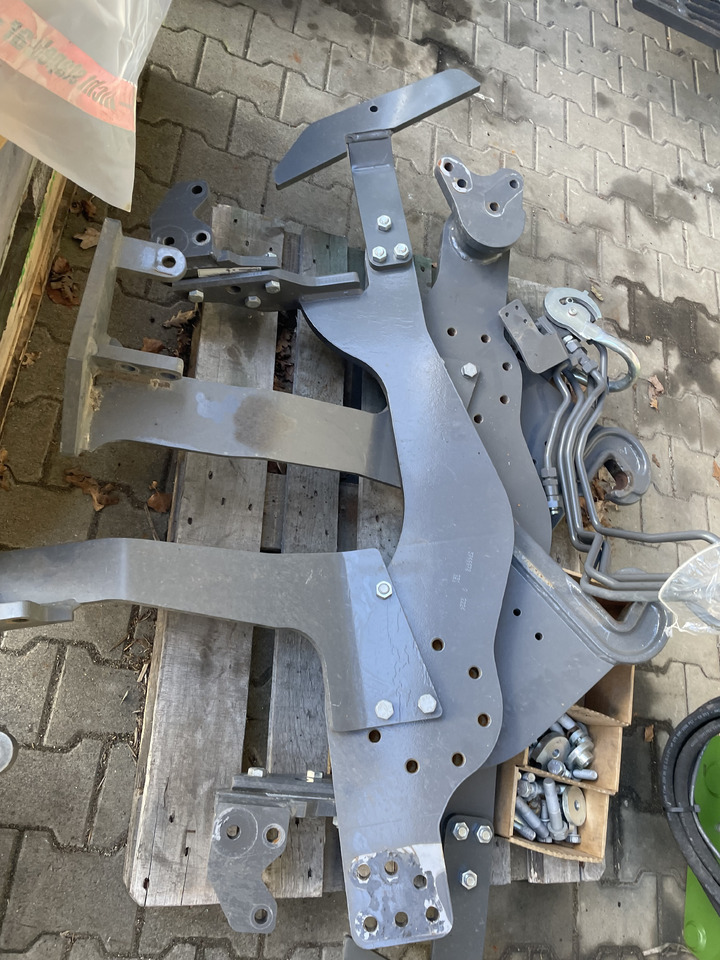 Stoll Profiline FZ 36-20 - Front loader for tractor: picture 2 Stoll Profiline FZ 36-20 - Front loader for tractor: picture 2