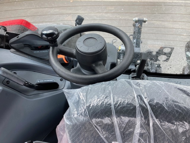 Valtra Q 265 - Farm tractor: picture 4 Valtra Q 265 - Farm tractor: picture 4