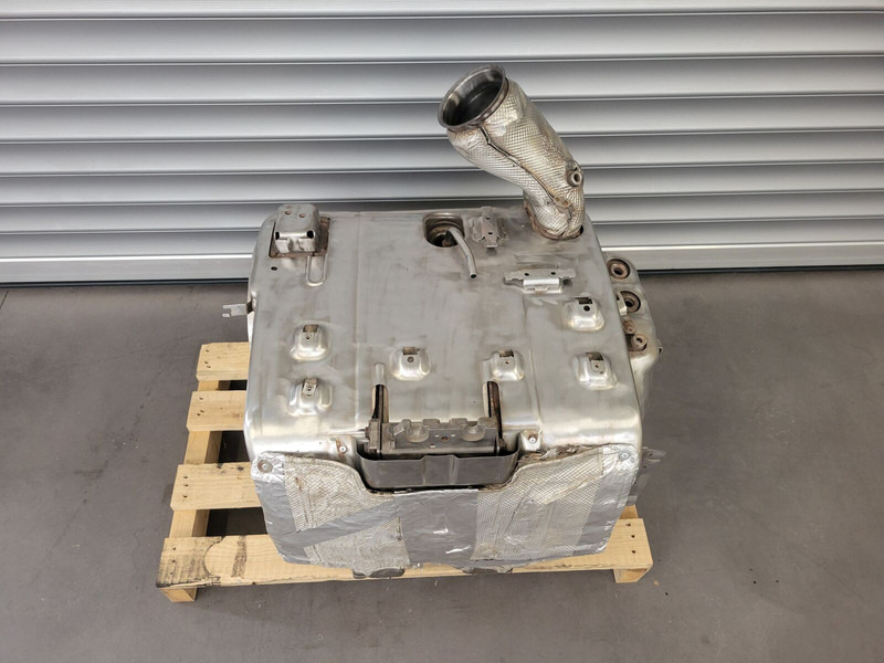 DAF 106 XF - Catalytic converter for Truck: picture 2 DAF 106 XF - Catalytic converter for Truck: picture 2