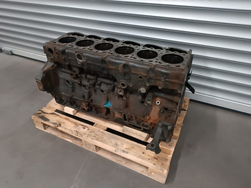 DAF MX13 H2 - Crankcase for Truck: picture 2 DAF MX13 H2 - Crankcase for Truck: picture 2