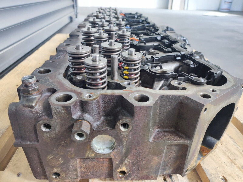 DAF XF105 E5 1 SENSOR oe1695612 / 1687132 - Cylinder block for Truck: picture 5 DAF XF105 E5 1 SENSOR oe1695612 / 1687132 - Cylinder block for Truck: picture 5