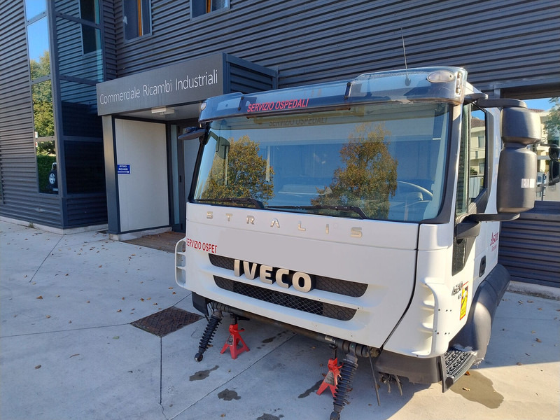 Iveco STRALIS AT - Cab and interior for Truck: picture 4 Iveco STRALIS AT - Cab and interior for Truck: picture 4