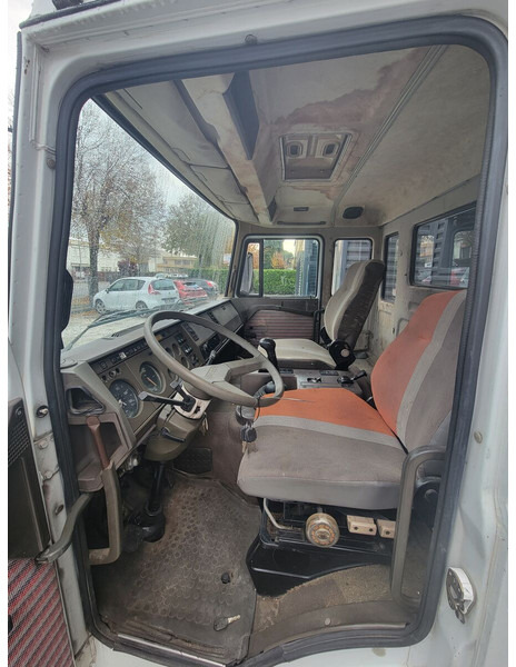 Iveco TURBOTECH - Cab and interior for Truck: picture 4 Iveco TURBOTECH - Cab and interior for Truck: picture 4