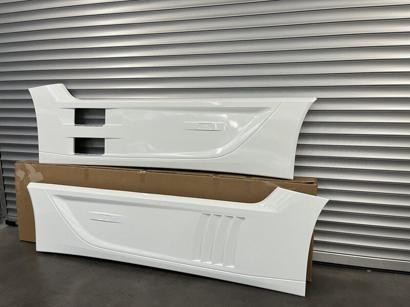 Mercedes-Benz AROCS ACTROS - Aerodynamics/ Spoiler for Truck: picture 3 Mercedes-Benz AROCS ACTROS - Aerodynamics/ Spoiler for Truck: picture 3