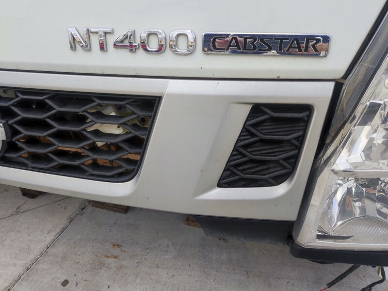 Nissan NT 400 - Cab and interior for Truck: picture 2 Nissan NT 400 - Cab and interior for Truck: picture 2