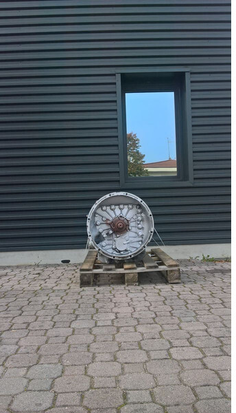 Volvo ZF REBUILT WITH WARRANTY - Gearbox for Truck: picture 2 Volvo ZF REBUILT WITH WARRANTY - Gearbox for Truck: picture 2