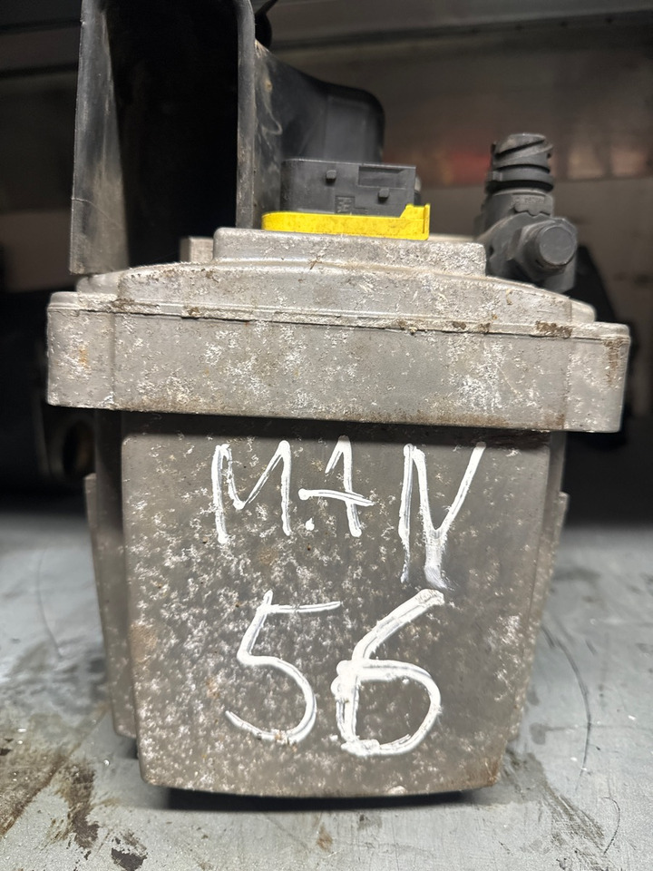 MAN ADBLUE PUMPE 81.15403-6138 - Fuel system for Truck: picture 1 MAN ADBLUE PUMPE 81.15403-6138 - Fuel system for Truck: picture 1