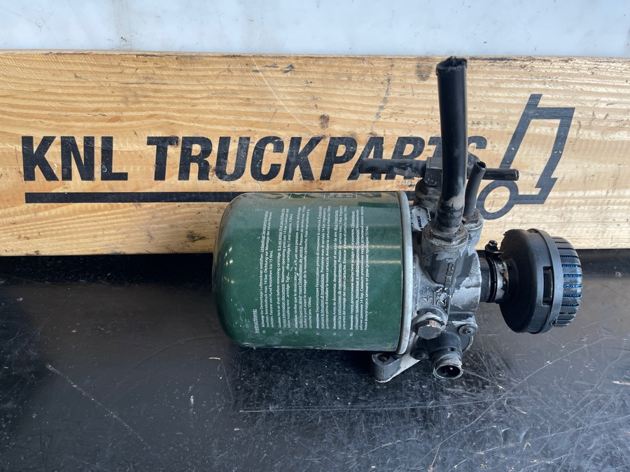MAN AIR DRYER 81.52102-6400 - Brake valve for Truck: picture 1 MAN AIR DRYER 81.52102-6400 - Brake valve for Truck: picture 1