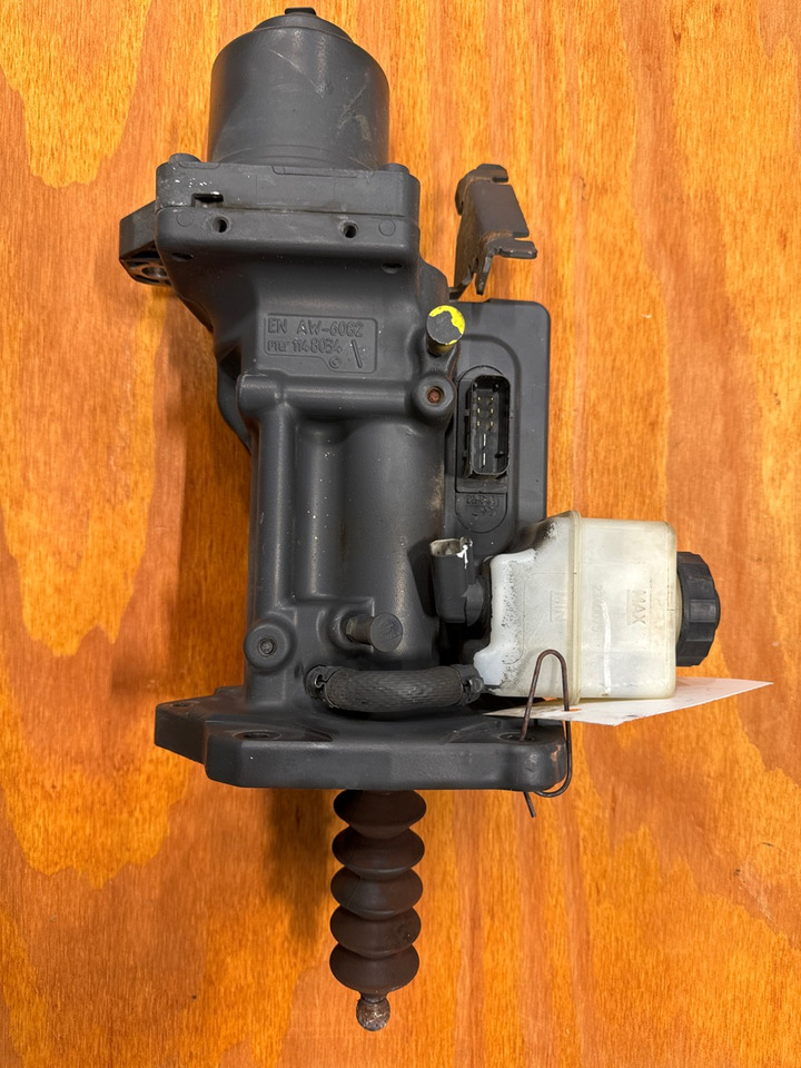 MAN CLUTCH BOOSTER 81.30725-6124 - Gearbox and parts for Truck: picture 1 MAN CLUTCH BOOSTER 81.30725-6124 - Gearbox and parts for Truck: picture 1