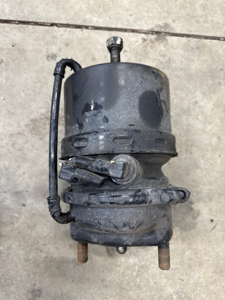 MAN REAR BRAKE CYLINDER 81.50410-6583 - Brake cylinder for Truck: picture 1 MAN REAR BRAKE CYLINDER 81.50410-6583 - Brake cylinder for Truck: picture 1