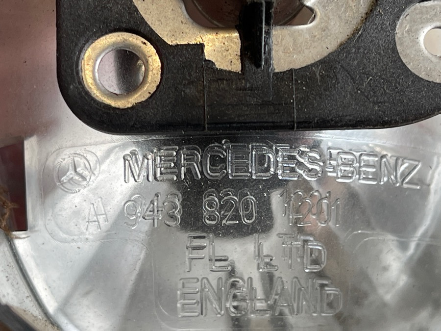 MERCEDES LAMP A9438201201 - Lights/ Lighting for Truck: picture 3 MERCEDES LAMP A9438201201 - Lights/ Lighting for Truck: picture 3