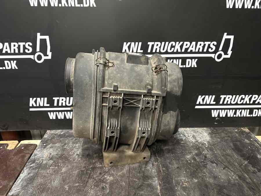 SCANIA AIR CLEANER 2282425 - Air intake system for Truck: picture 1 SCANIA AIR CLEANER 2282425 - Air intake system for Truck: picture 1