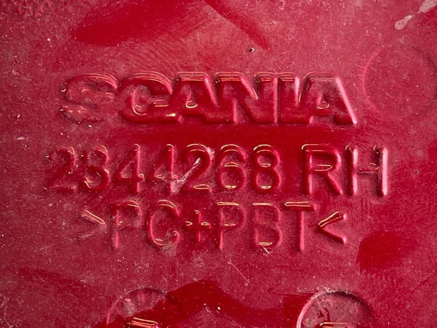 SCANIA BRACKET 2344268 RH - Body and exterior for Truck: picture 3 SCANIA BRACKET 2344268 RH - Body and exterior for Truck: picture 3