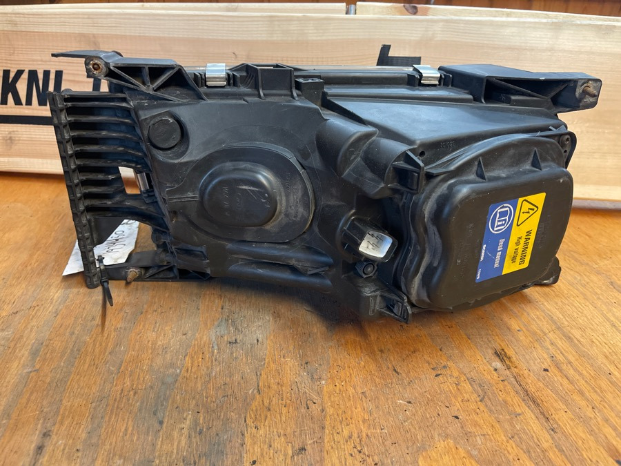 SCANIA XENON LAMP 1934450 - Lights/ Lighting for Truck: picture 3 SCANIA XENON LAMP 1934450 - Lights/ Lighting for Truck: picture 3