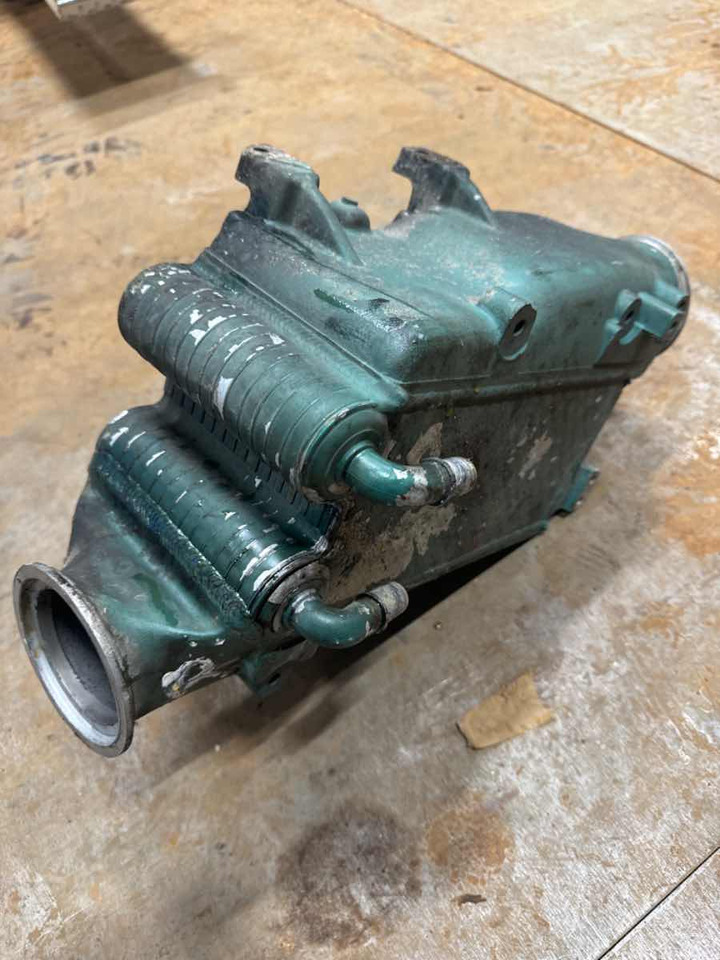 VOLVO COOLER 22281909 - Cooling system for Truck: picture 2 VOLVO COOLER 22281909 - Cooling system for Truck: picture 2