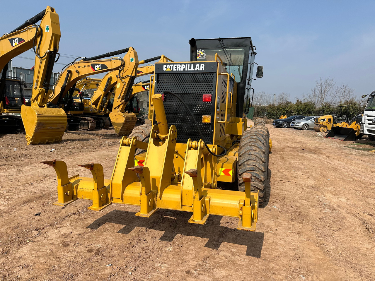 CATERPILLAR 140H - Grader: picture 4 CATERPILLAR 140H - Grader: picture 4