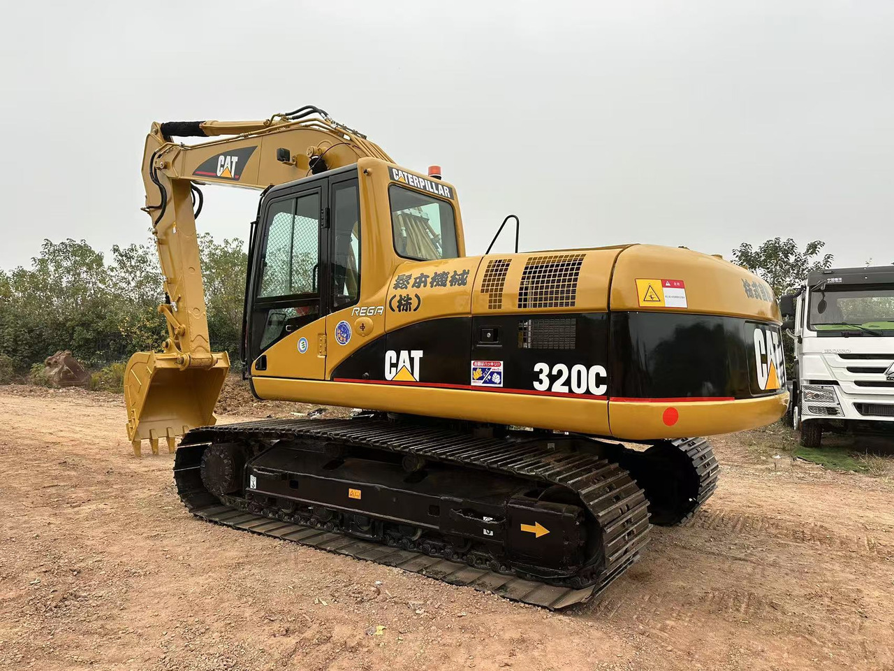 CATERPILLAR 320C - Crawler excavator: picture 1 CATERPILLAR 320C - Crawler excavator: picture 1